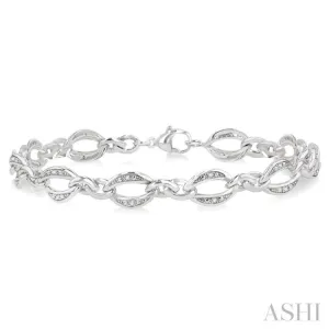 1/10 Ctw Round Cut Diamond Infinity Bracelet in Sterling Silver