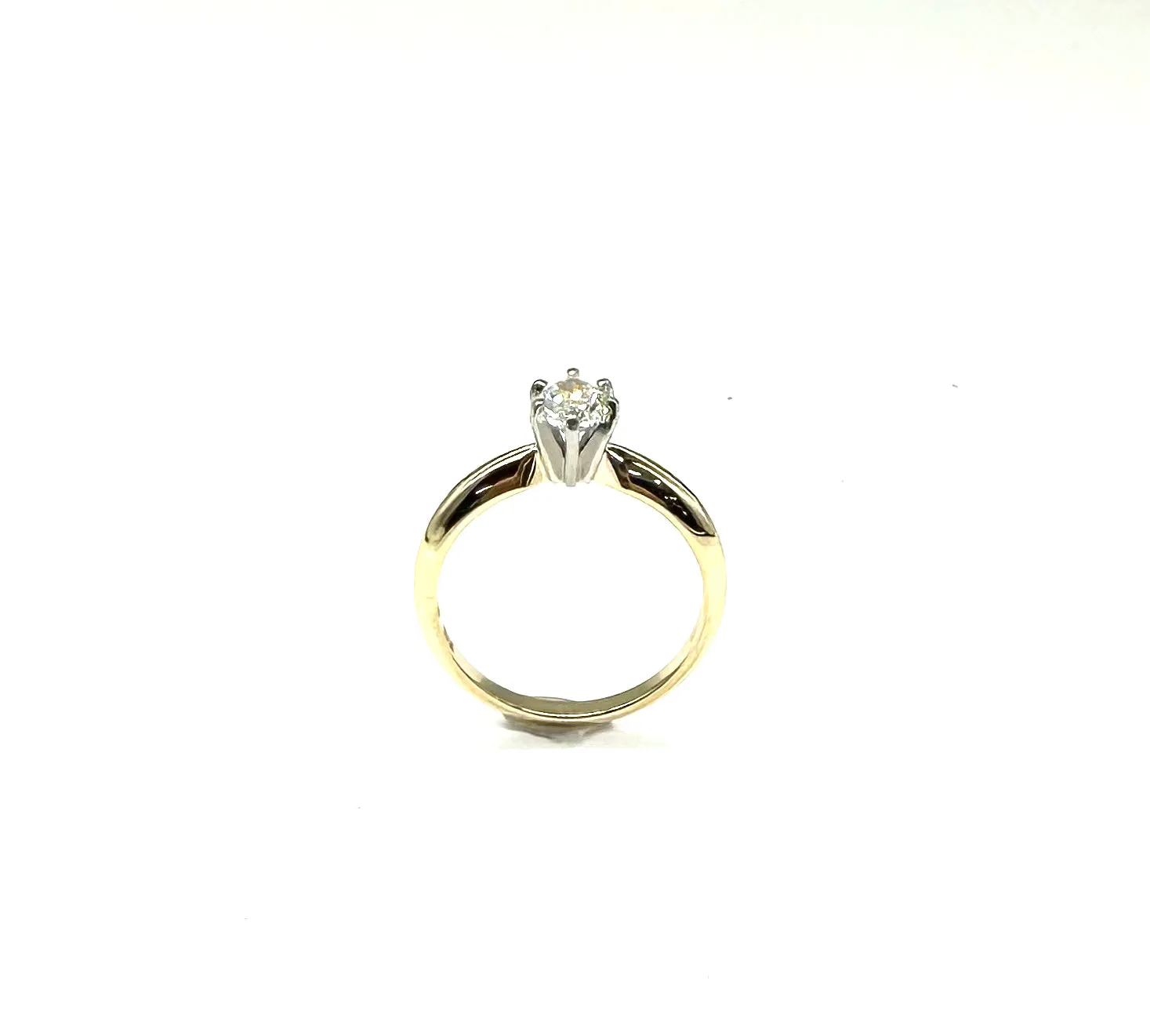 1/2 Ctw Oval Solitare Ring