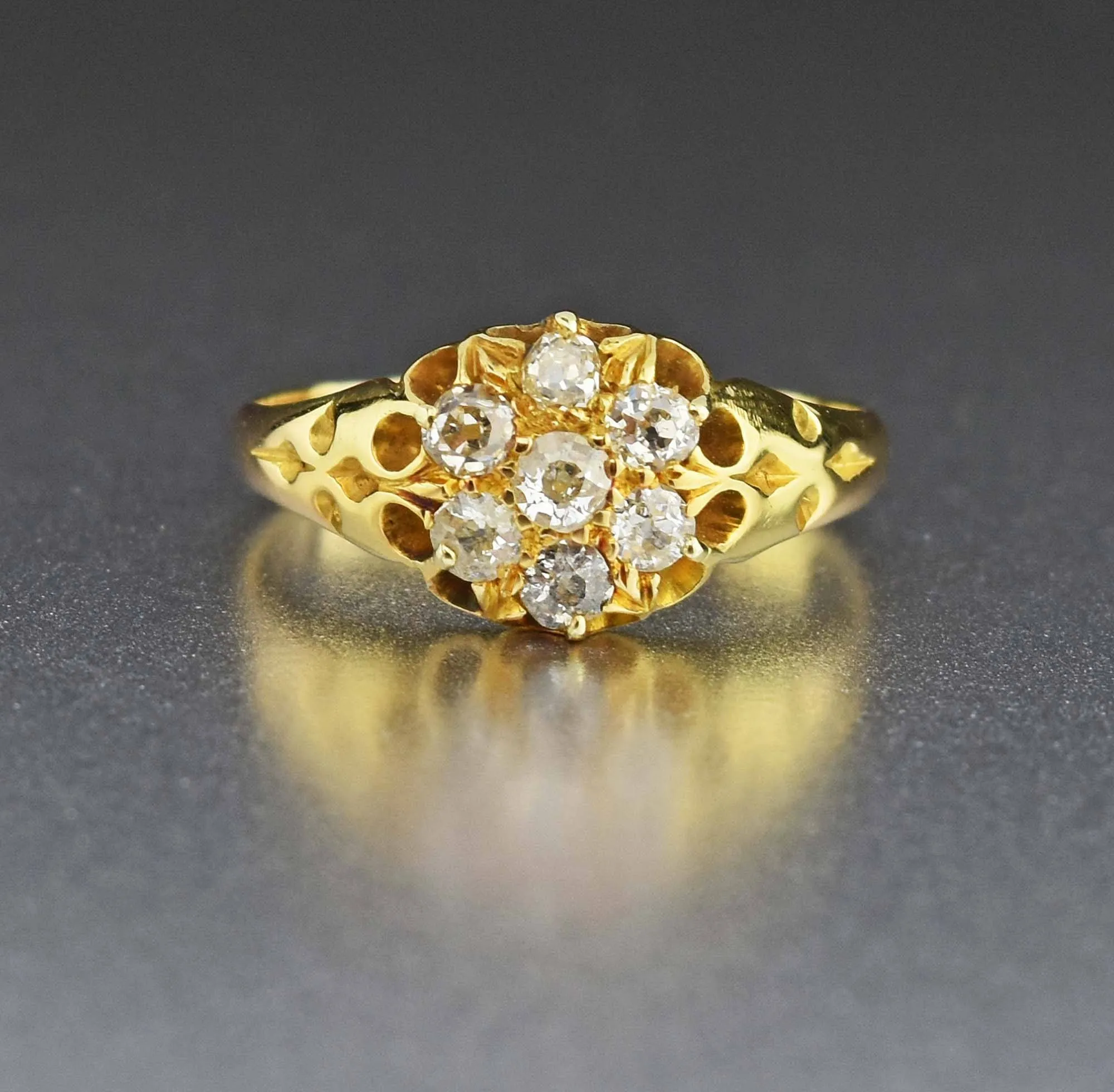 18K Gold Antique Diamond Cluster Ring