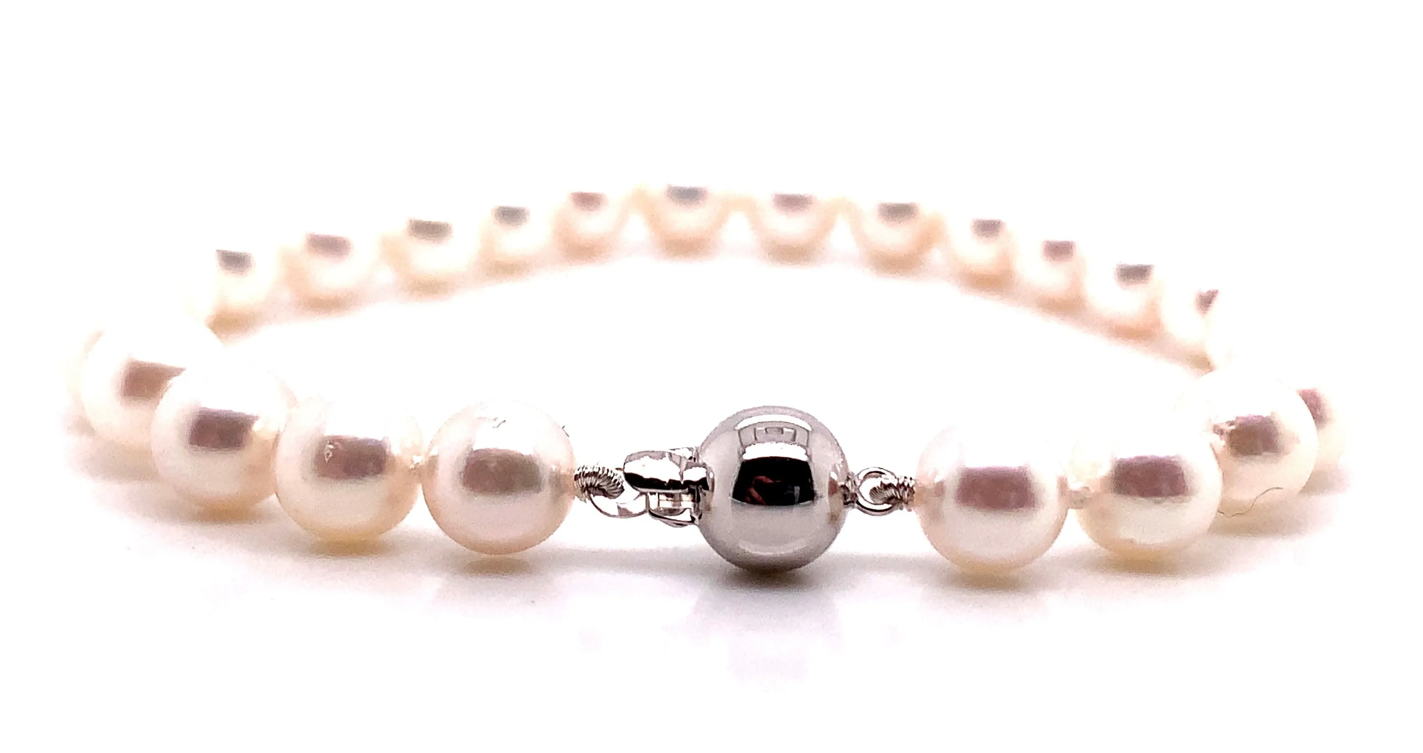 9ct White Gold Cultured Pearl Bracelet