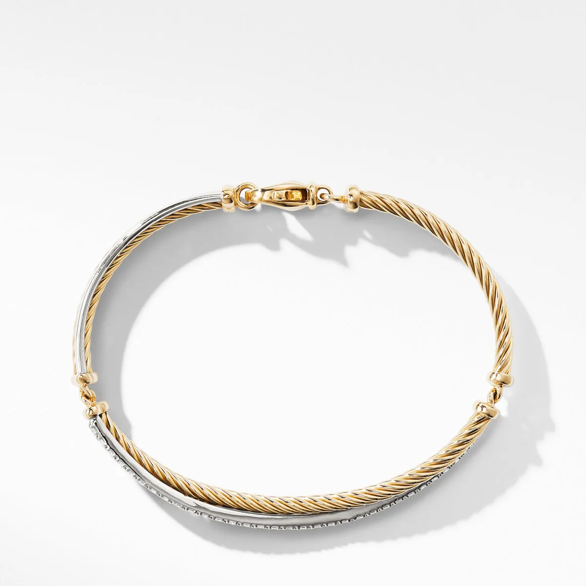 Bracelet with Diamonds in Gold