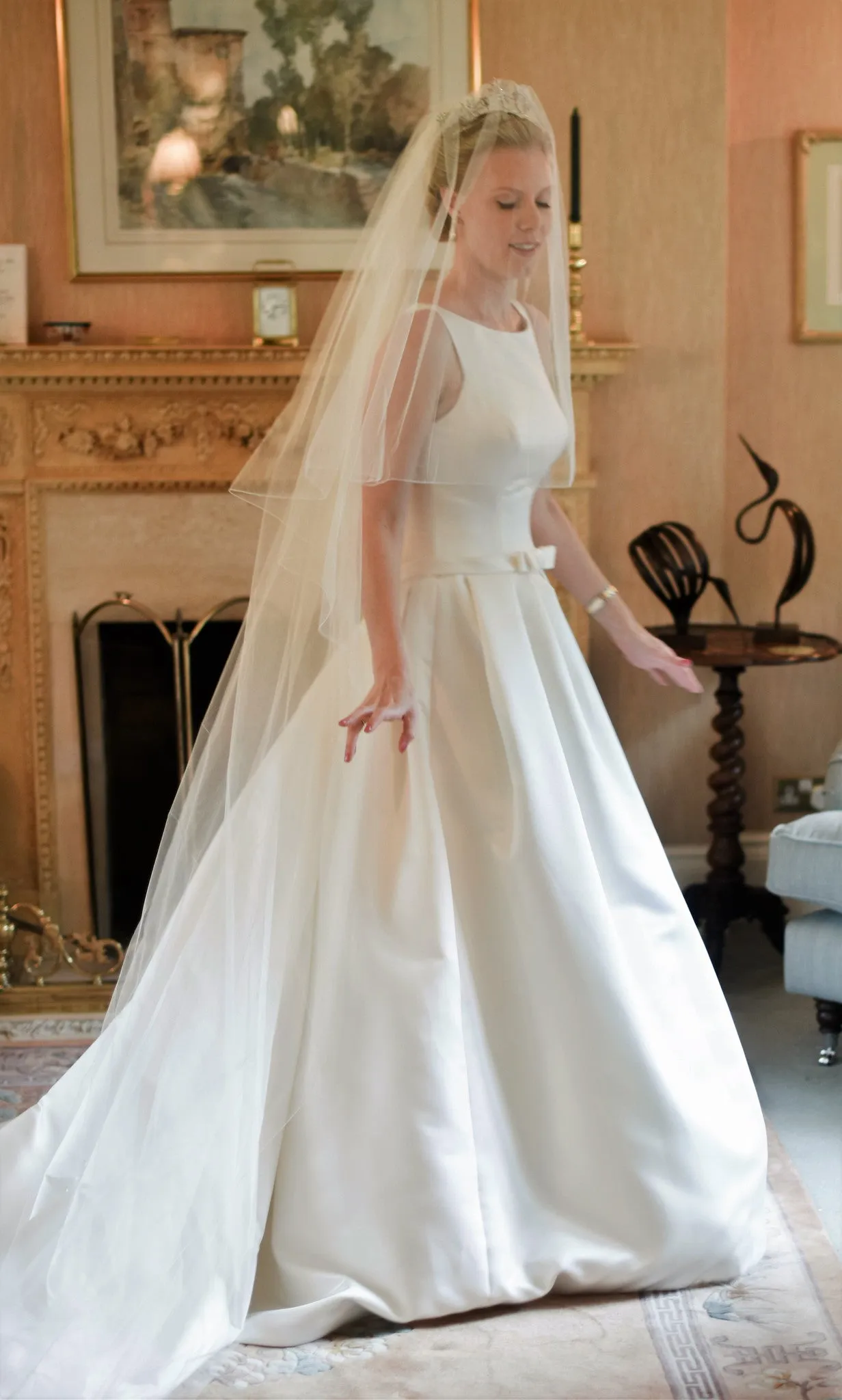 Georgina, London - Crisp pure silk Katerini veil