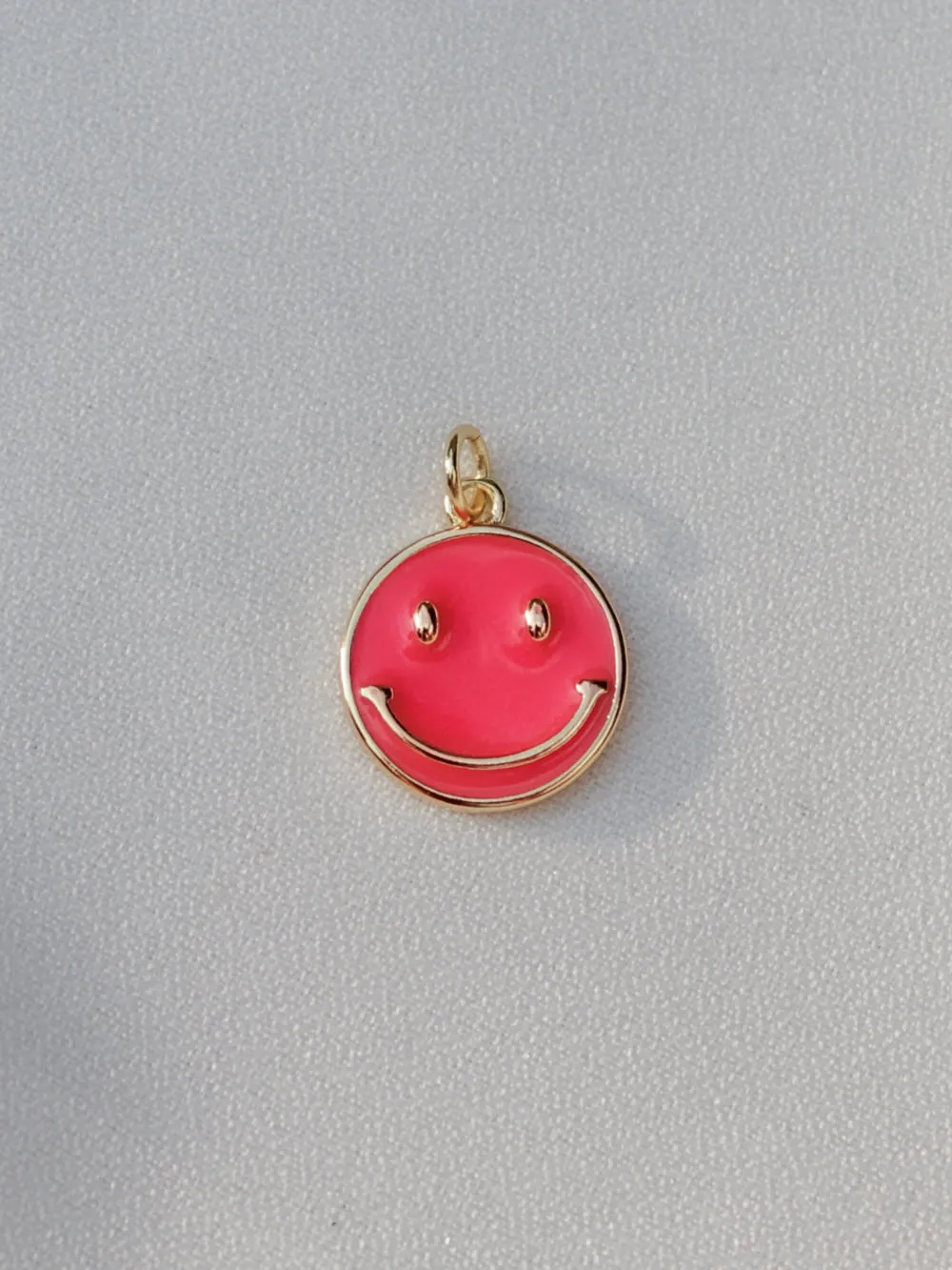 HAPPY SMILEY CHARM