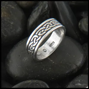 Lochalsh Knot Ring in Silver