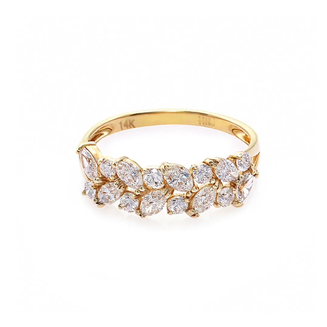 Marquise Cut Diamond and Round Brilliant Cut Diamond Ring in Yellow Gold