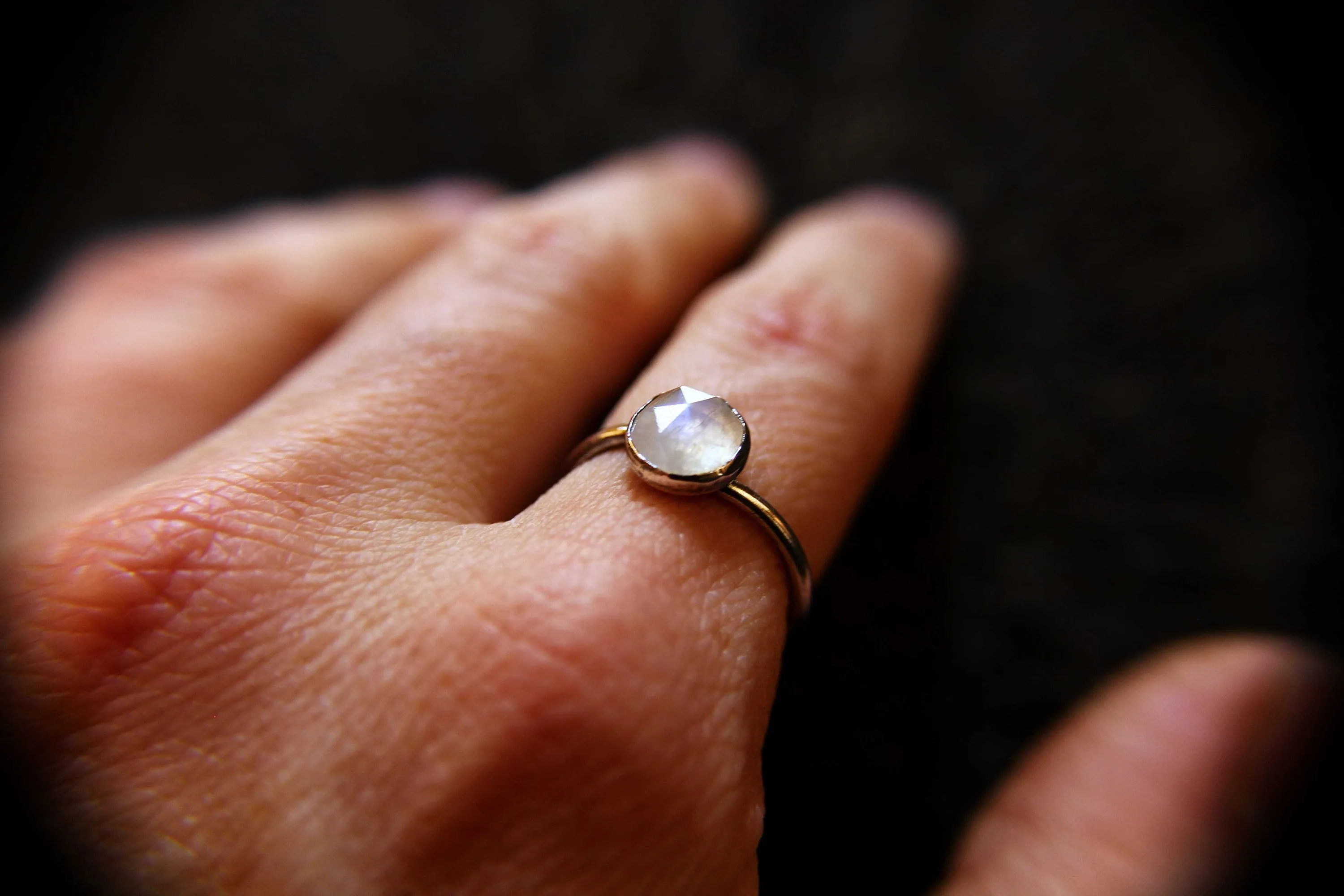 Moonstone Ring, Bypass Moonstone Ring, Faceted Moonstone Ring, Rainbow Moonstone Ring, Moonstone, Moonstone Jewelry, Bypass Ring, Gift