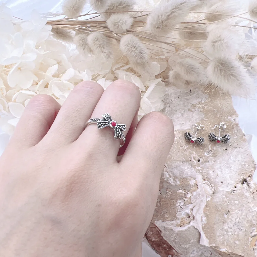 Red Coral Ribbon Ring