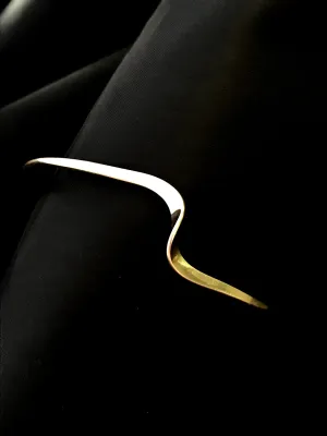 Single Twist Cuff Bracelet