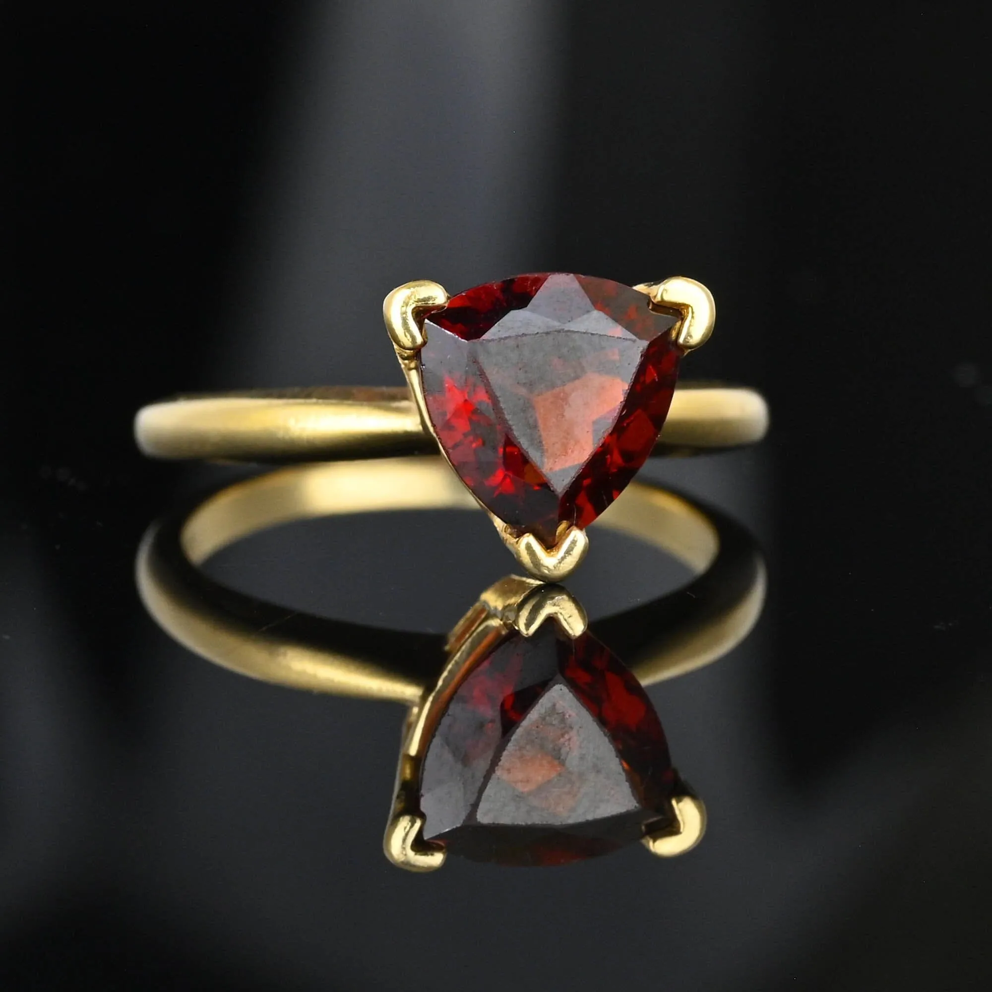 Vintage 14K Gold Solitaire Trillion Cut Garnet Ring