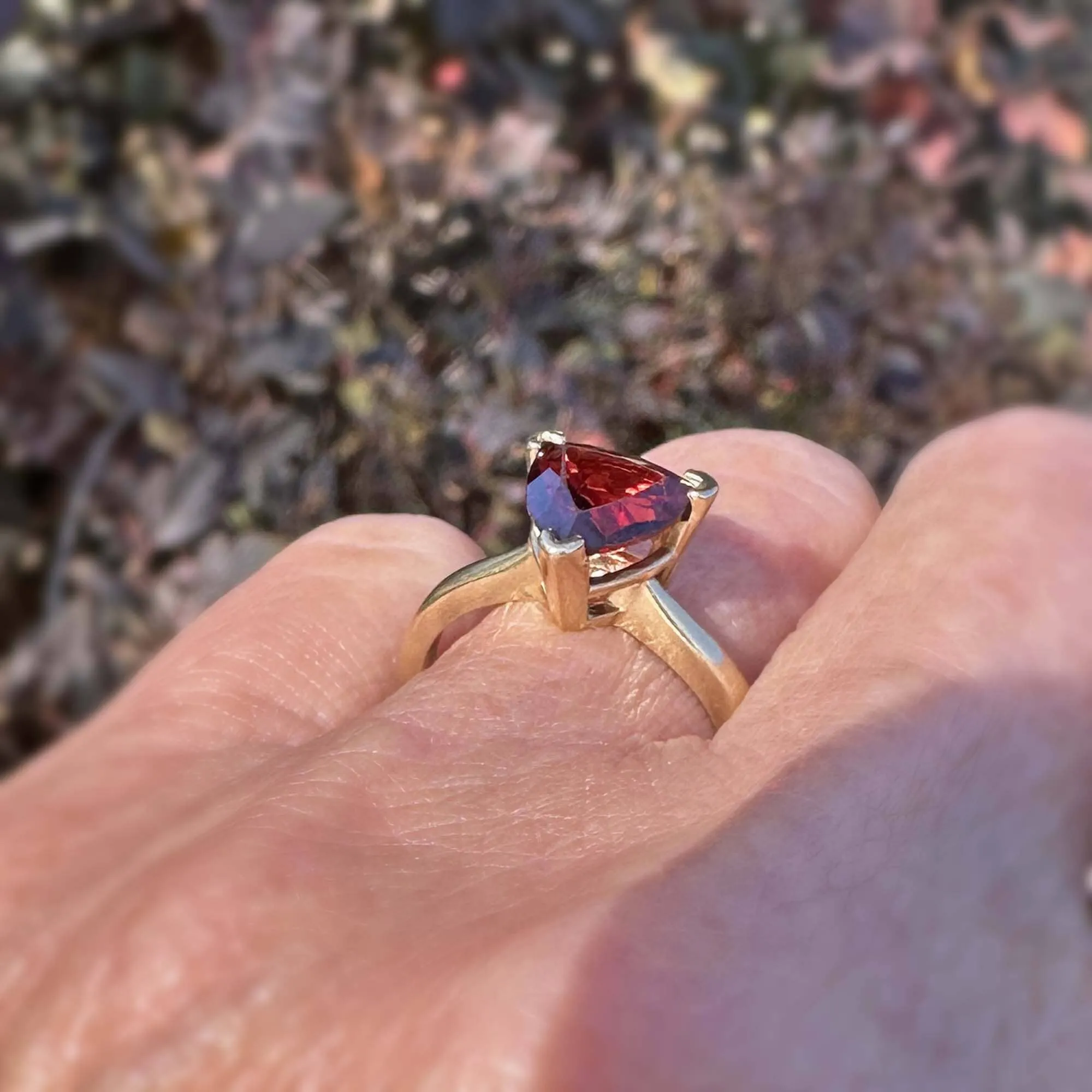 Vintage 14K Gold Solitaire Trillion Cut Garnet Ring