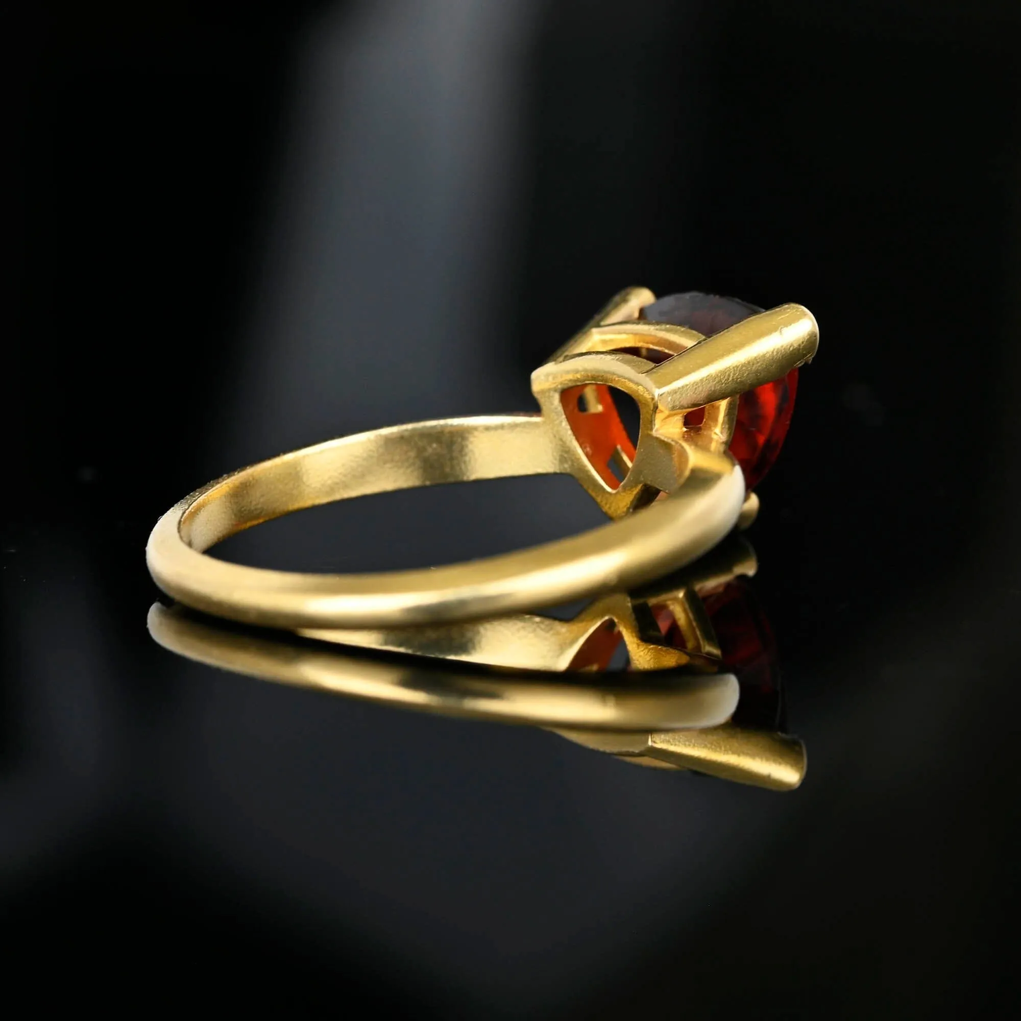 Vintage 14K Gold Solitaire Trillion Cut Garnet Ring