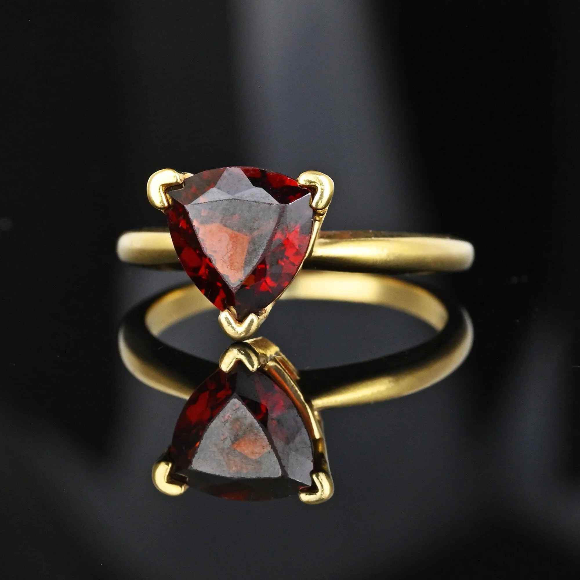 Vintage 14K Gold Solitaire Trillion Cut Garnet Ring