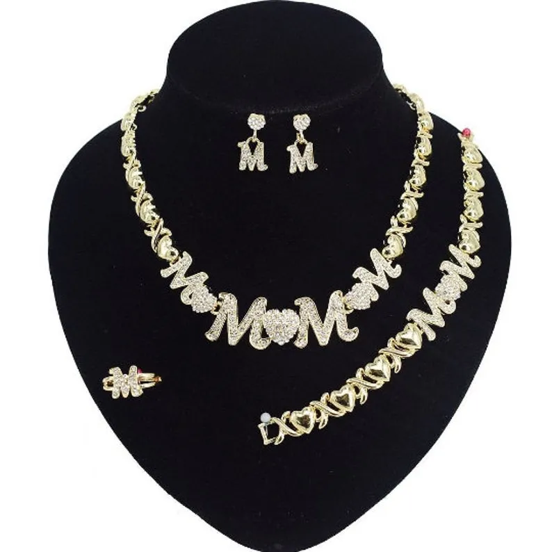 Xo Mom Jewelry Set